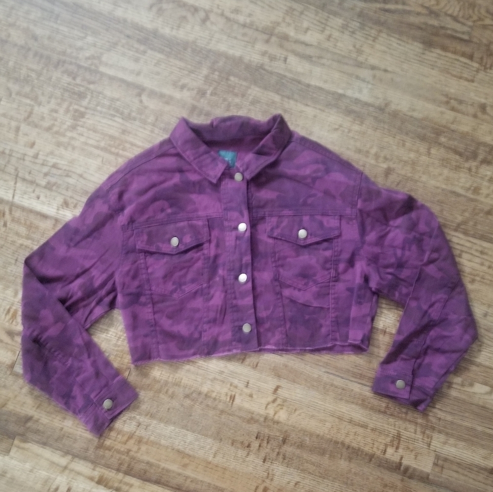 Wild Fable Camo Print Crop Jacket